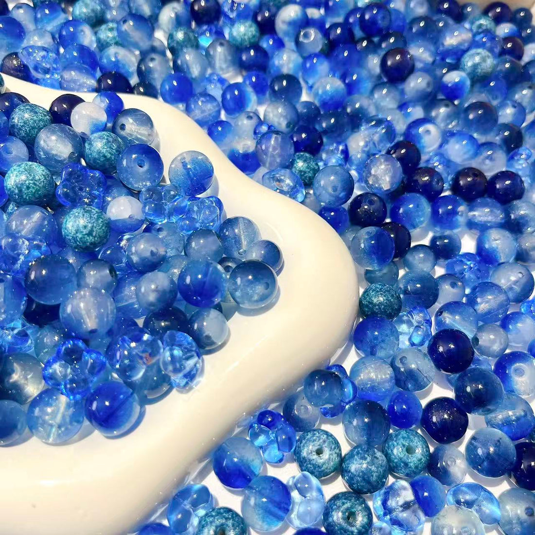 【M215 MRK】青空の夢　ガラス　８ミリ　１０ミリ　鈴蘭