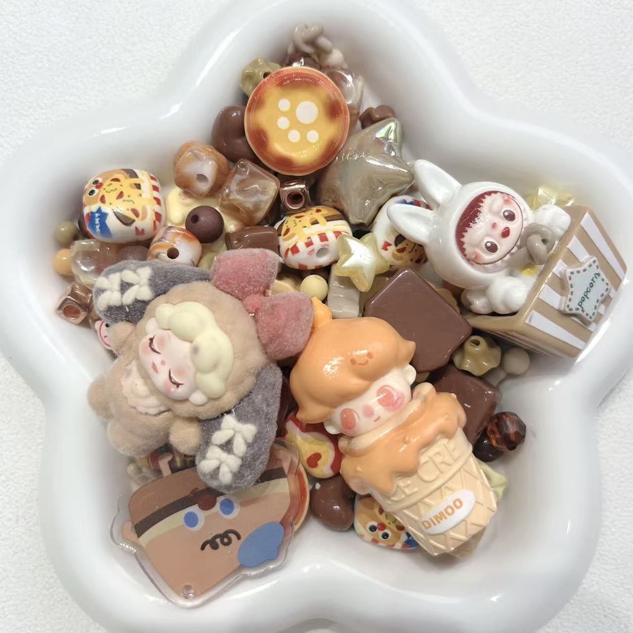 S681 遊園地の子達