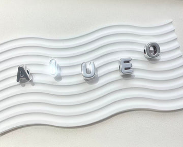 S844 アルファベット