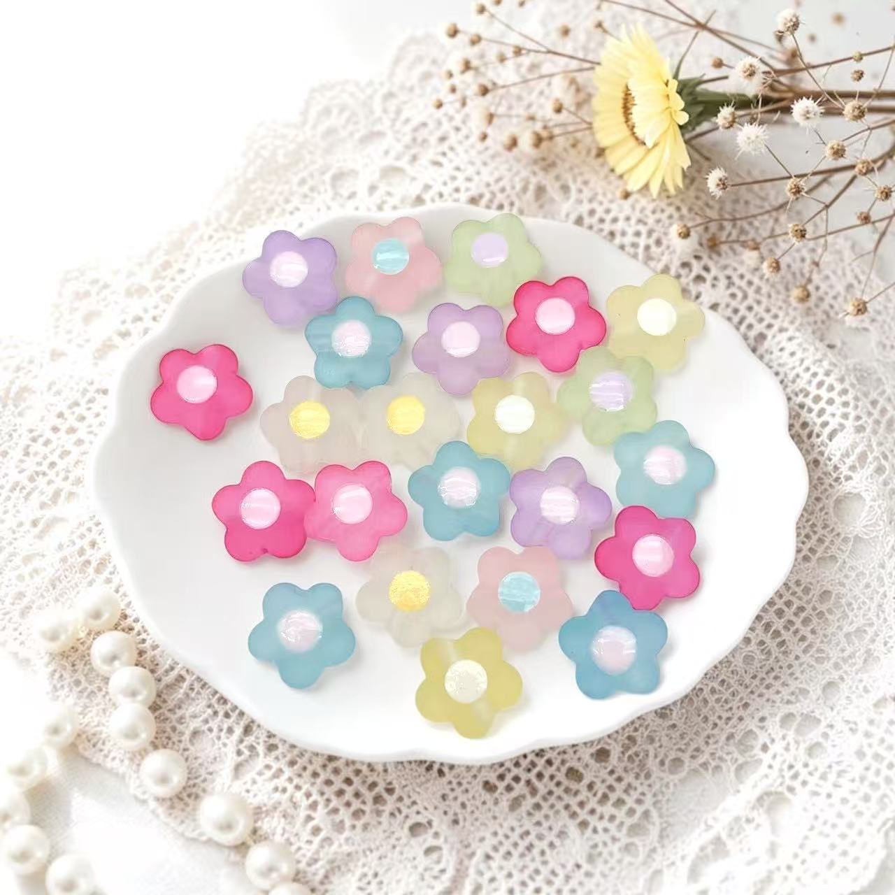A68 マット花   アクリル  20個セット  サイズ16mm  穴付き  ハンドメイド  アクセサリー