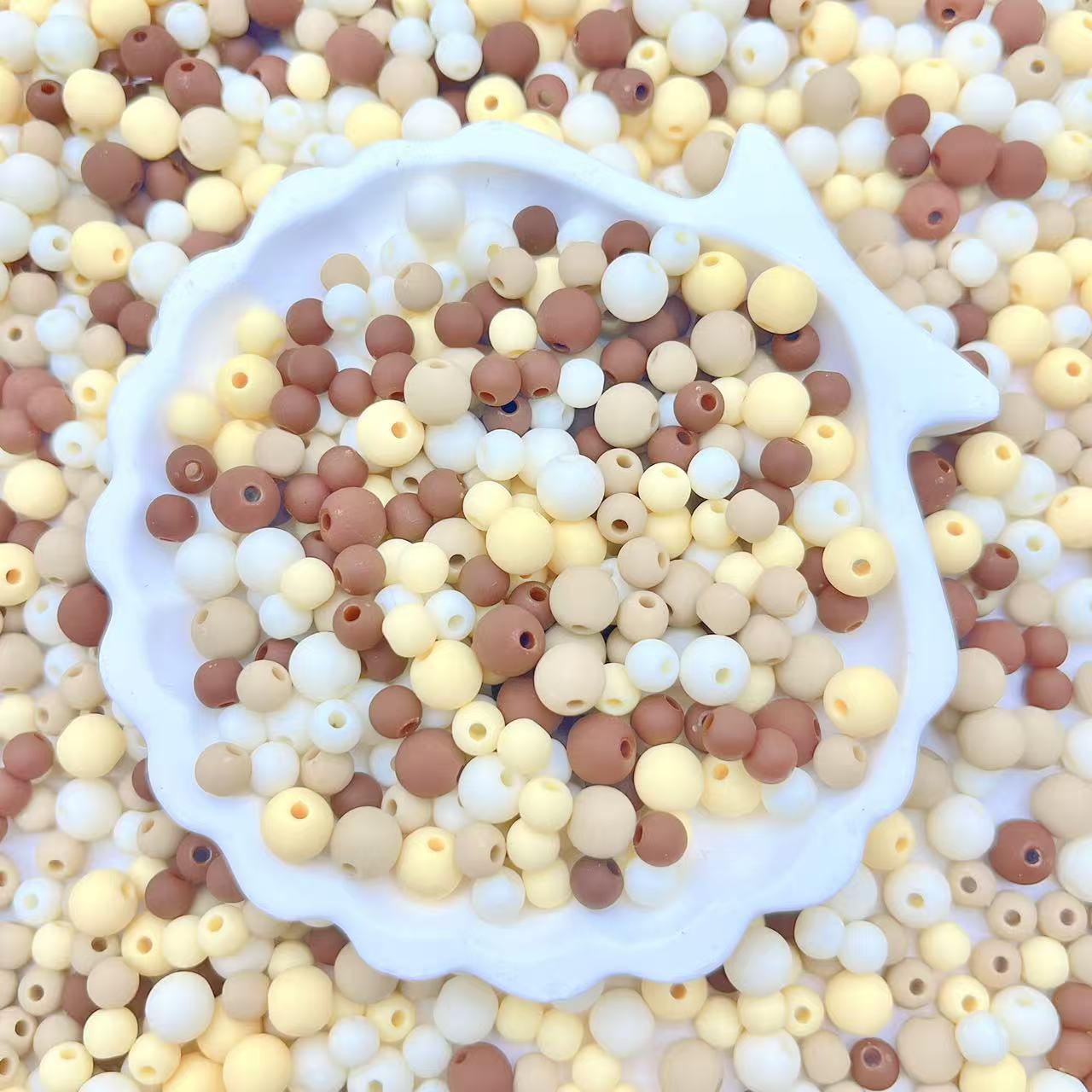 A53 ゴムビーズ 6/8mm アクリル くまボトル入れ
