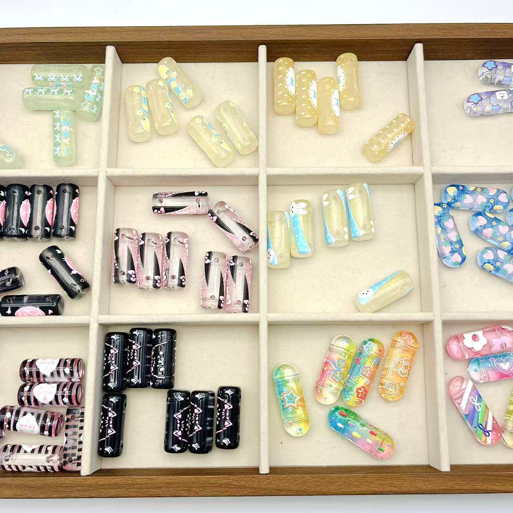 夢描きストレートビーズ　二つ穴　5/10個を選べる 浮き彫り ストラップ用 長さ約30~36mm